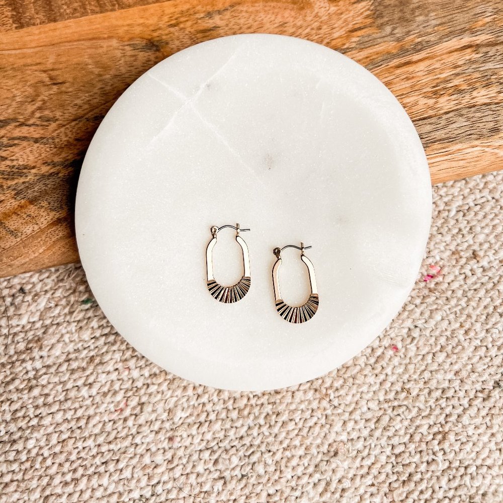THE NORA TEXTURED OVAL HOOPS GOLD PAIR